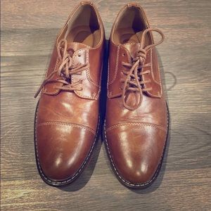 Boys Brown Dress Shoes- Size 7